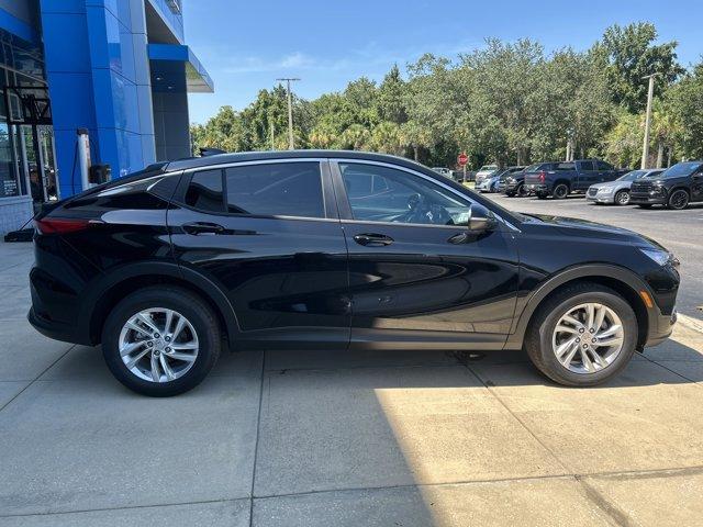 new 2025 Buick Envista car, priced at $24,050