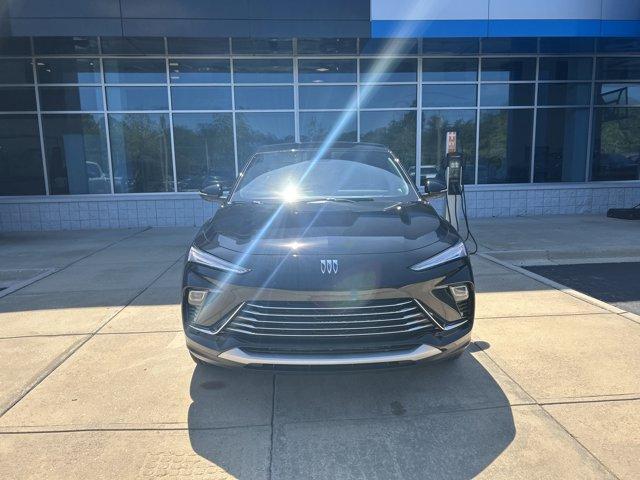 new 2025 Buick Envista car, priced at $24,050