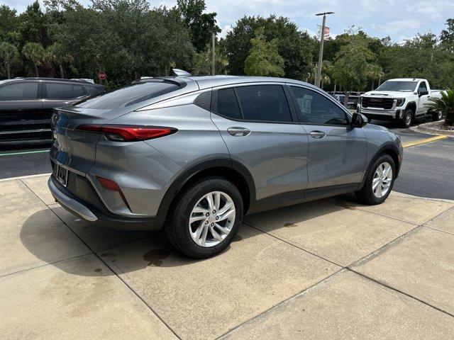 new 2025 Buick Envista car, priced at $24,598