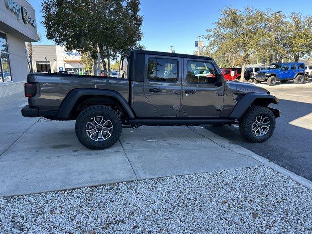 new 2025 Jeep Gladiator car, priced at $48,342