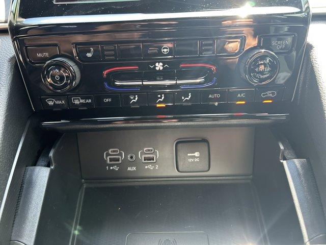 new 2025 Jeep Grand Cherokee car, priced at $38,140