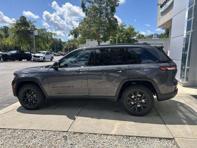 new 2025 Jeep Grand Cherokee car, priced at $38,140