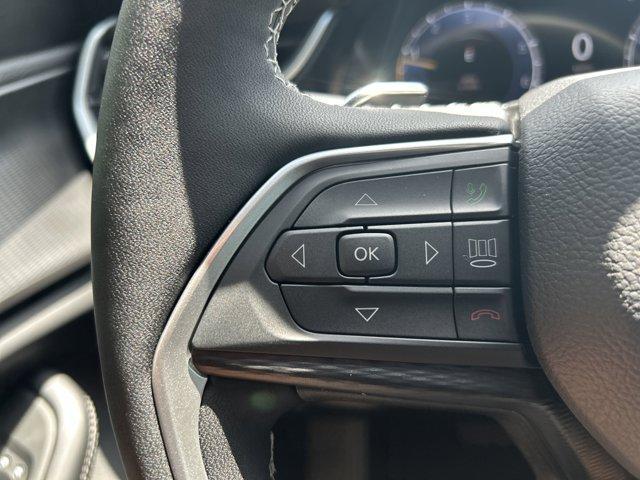 new 2025 Jeep Grand Cherokee car, priced at $38,140