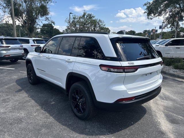 new 2025 Jeep Grand Cherokee car, priced at $40,163