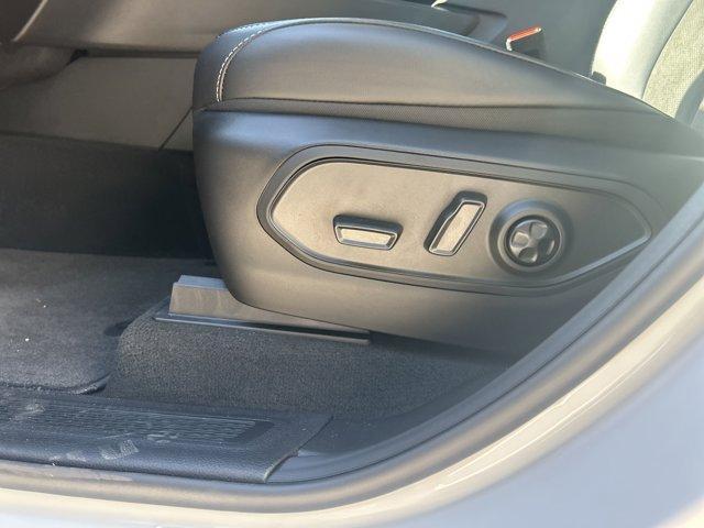 new 2025 Jeep Grand Cherokee car, priced at $37,545