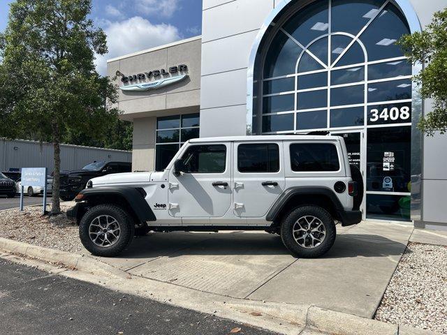 new 2025 Jeep Wrangler car, priced at $45,659
