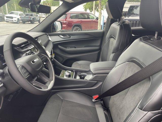 new 2025 Jeep Grand Cherokee L car, priced at $40,190