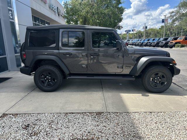 new 2025 Jeep Wrangler car, priced at $41,049