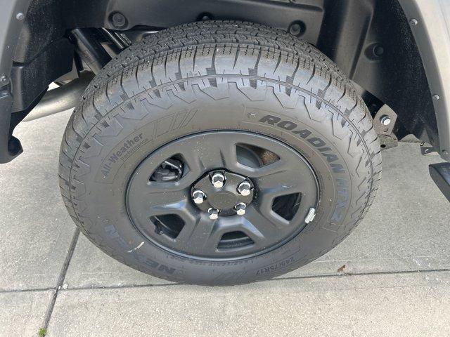 new 2025 Jeep Wrangler car, priced at $41,049
