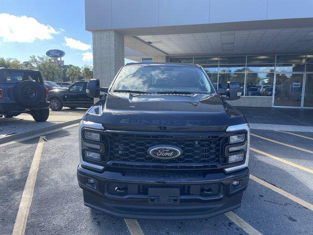 new 2025 Ford F-350 car, priced at $84,221