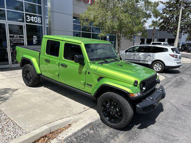 new 2025 Jeep Gladiator car, priced at $41,659