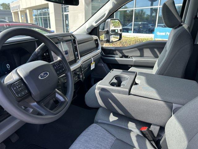 new 2025 Ford F-250 car, priced at $76,634