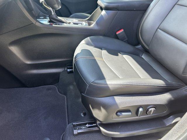 used 2022 Chevrolet Equinox car, priced at $29,621