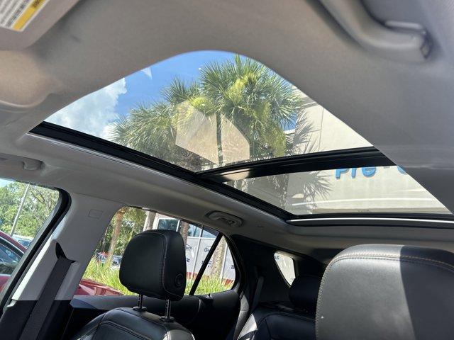 used 2022 Chevrolet Equinox car, priced at $29,621