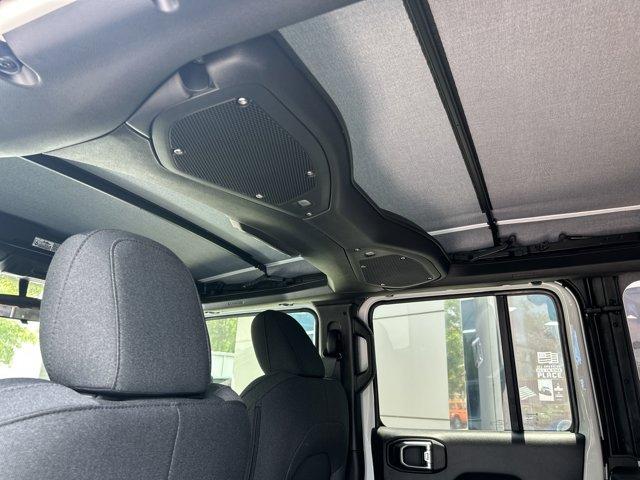 new 2025 Jeep Wrangler car, priced at $39,045