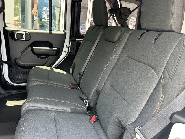 new 2025 Jeep Wrangler car, priced at $39,045