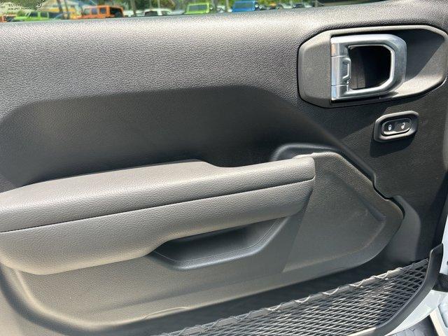 new 2025 Jeep Wrangler car, priced at $39,045