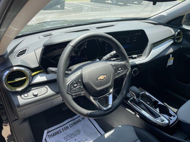 new 2025 Chevrolet Trax car, priced at $24,475