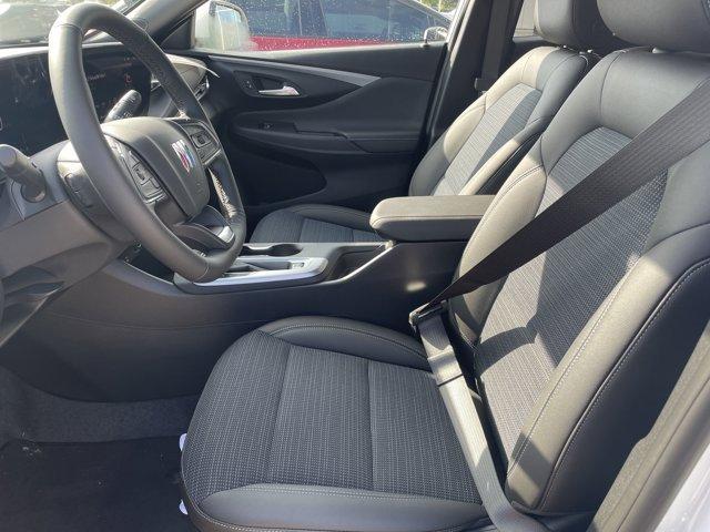 new 2025 Buick Envista car, priced at $23,733