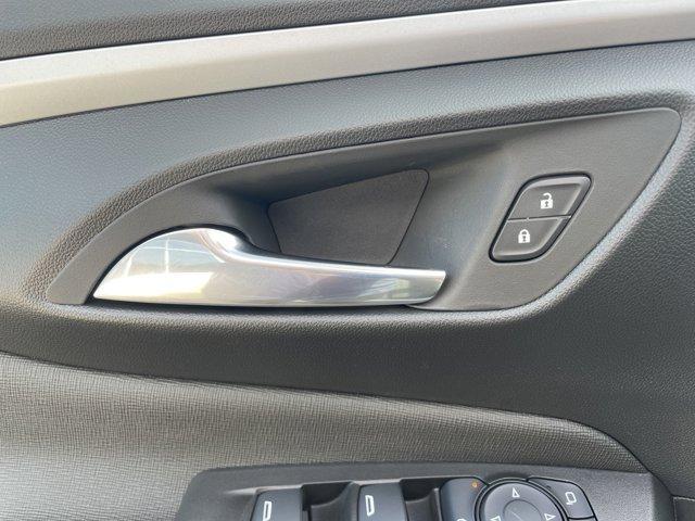 new 2025 Buick Envista car, priced at $23,733