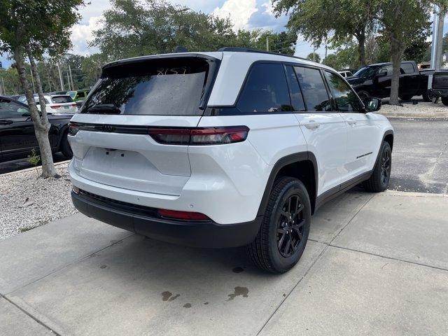 new 2025 Jeep Grand Cherokee car, priced at $40,163
