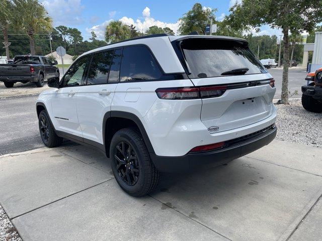 new 2025 Jeep Grand Cherokee car, priced at $40,163