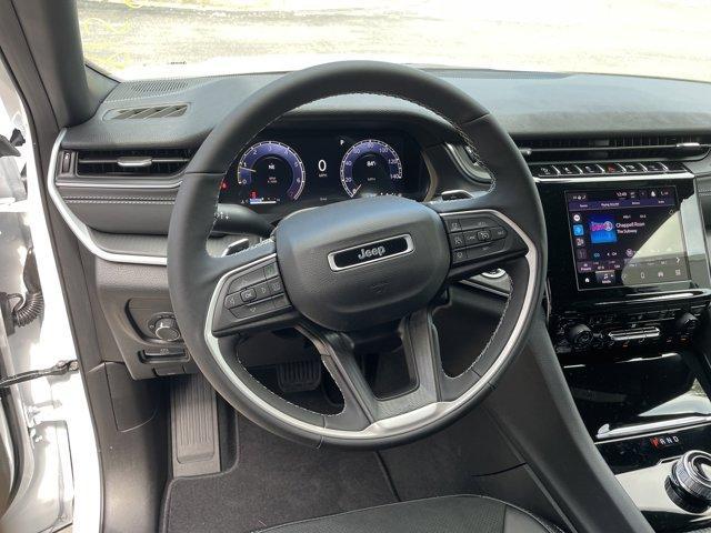 new 2025 Jeep Grand Cherokee car, priced at $40,163