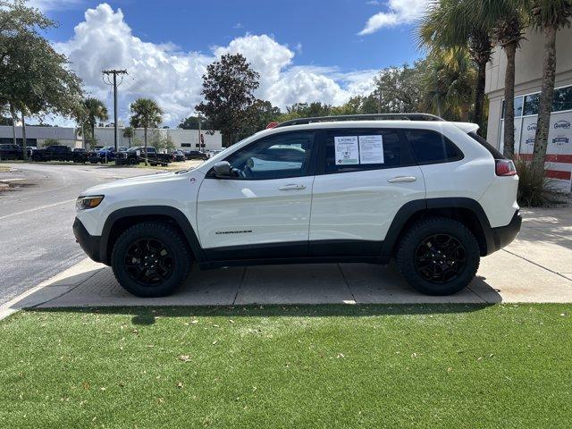 used 2019 Jeep Cherokee car, priced at $23,426