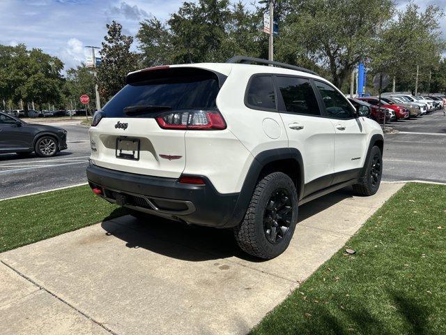 used 2019 Jeep Cherokee car, priced at $23,426