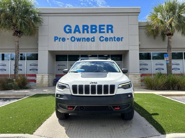 used 2019 Jeep Cherokee car, priced at $23,426