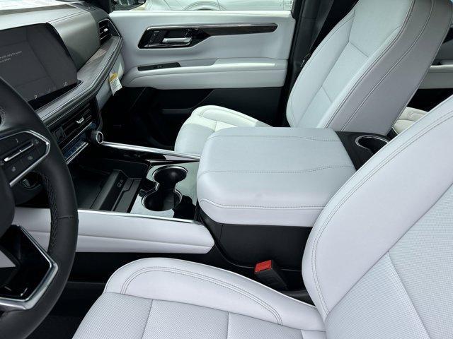 new 2025 Chevrolet Suburban car, priced at $78,379