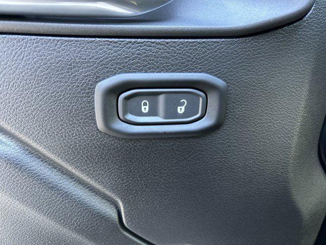 new 2025 Jeep Wrangler car, priced at $43,009