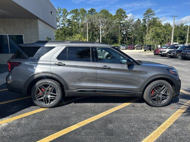 new 2025 Ford Explorer car, priced at $45,999