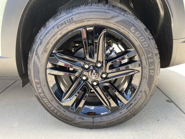 new 2025 Chevrolet Trax car, priced at $25,656