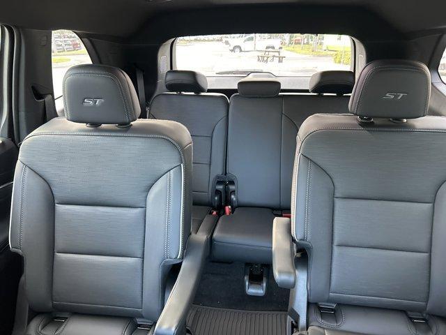 new 2025 Buick Enclave car, priced at $45,761