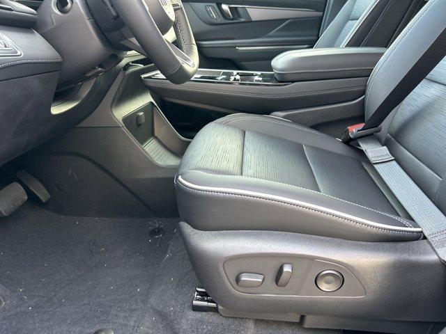 new 2025 Buick Enclave car, priced at $45,761
