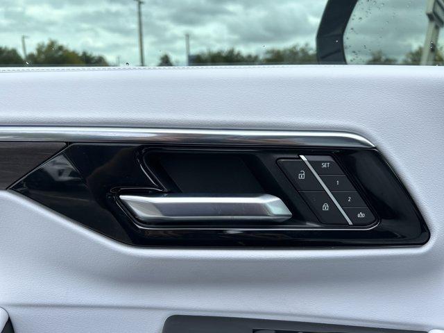 new 2025 Chevrolet Suburban car, priced at $72,279