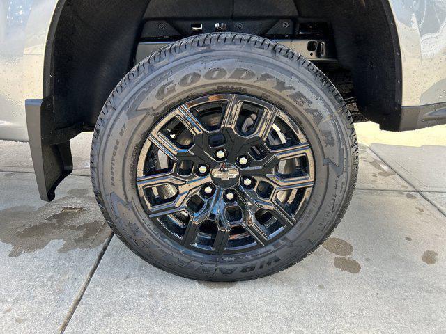 new 2025 Chevrolet Colorado car, priced at $33,091