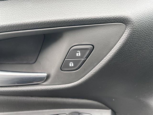 new 2025 Buick Envista car, priced at $26,185