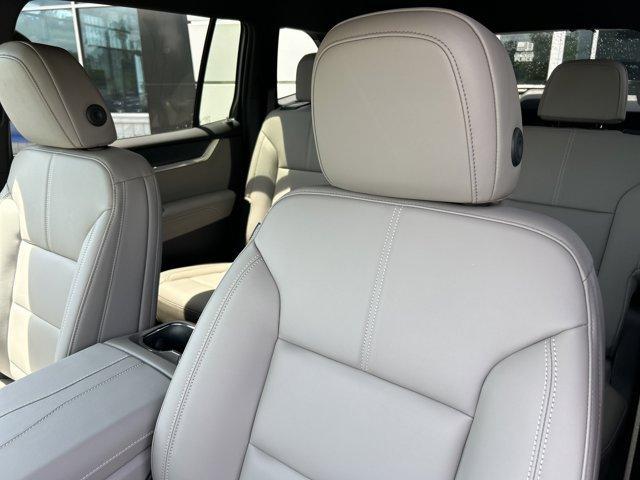 new 2025 GMC Acadia car, priced at $45,271