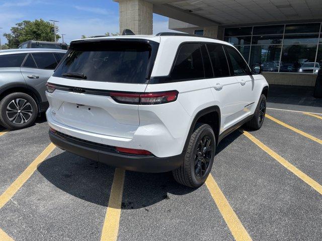 new 2025 Jeep Grand Cherokee car, priced at $37,913