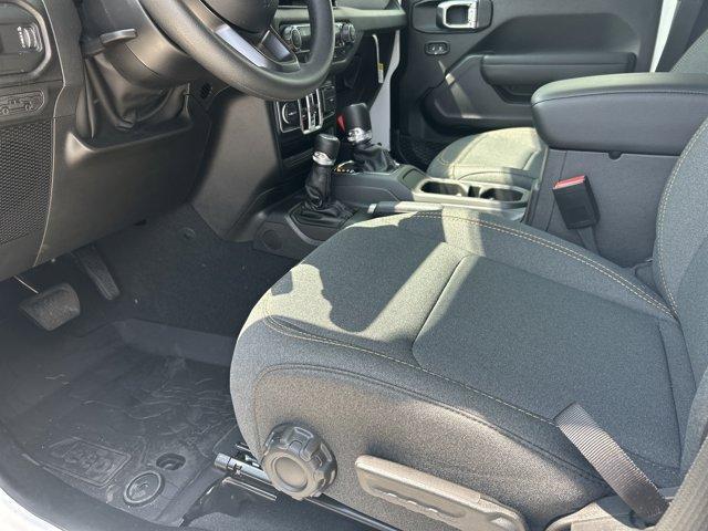 new 2025 Jeep Wrangler car, priced at $38,075