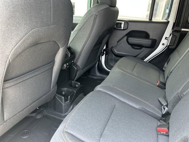new 2025 Jeep Wrangler car, priced at $38,075
