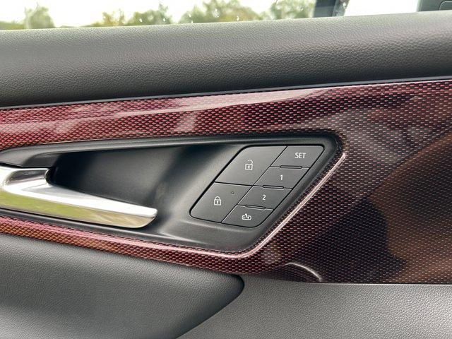 new 2026 Chevrolet Traverse car, priced at $55,267