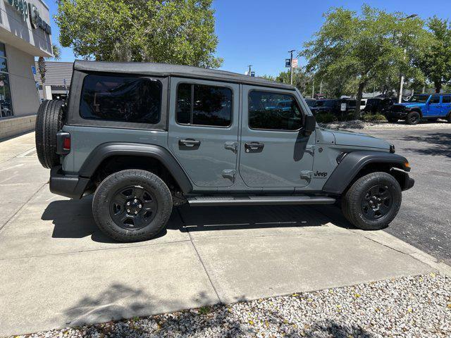 new 2025 Jeep Wrangler car, priced at $41,552