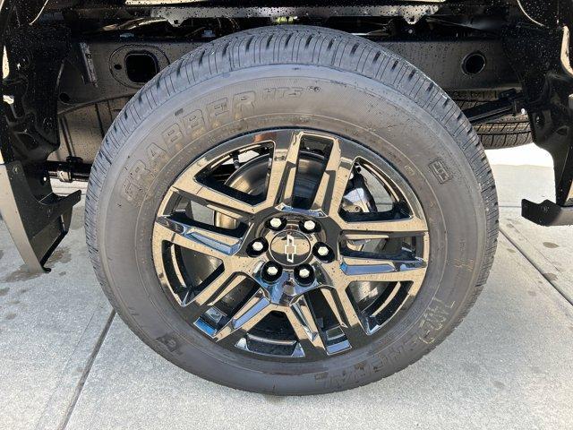 new 2025 Chevrolet Silverado 1500 car, priced at $39,748