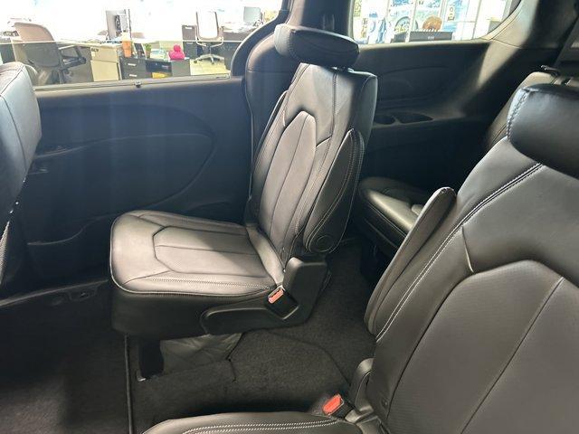 new 2025 Chrysler Pacifica car, priced at $43,567
