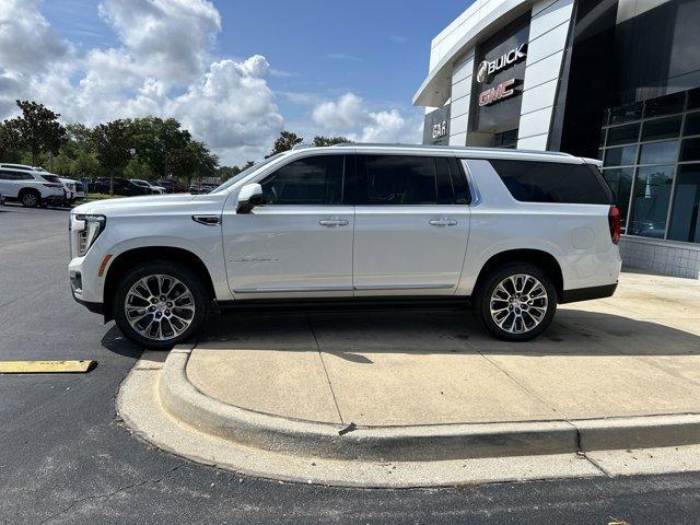 new 2025 GMC Yukon XL car, priced at $90,549
