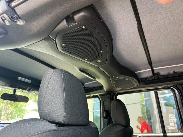 new 2025 Jeep Wrangler car, priced at $42,189