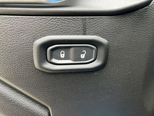 new 2025 Jeep Wrangler car, priced at $50,760